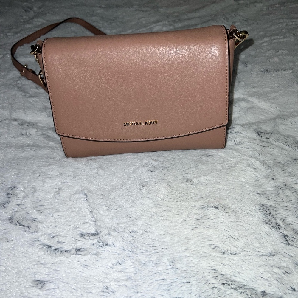 Michael Kors crossbody purse